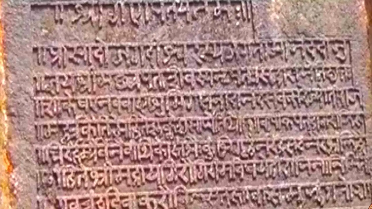 raigad fort information in marathi